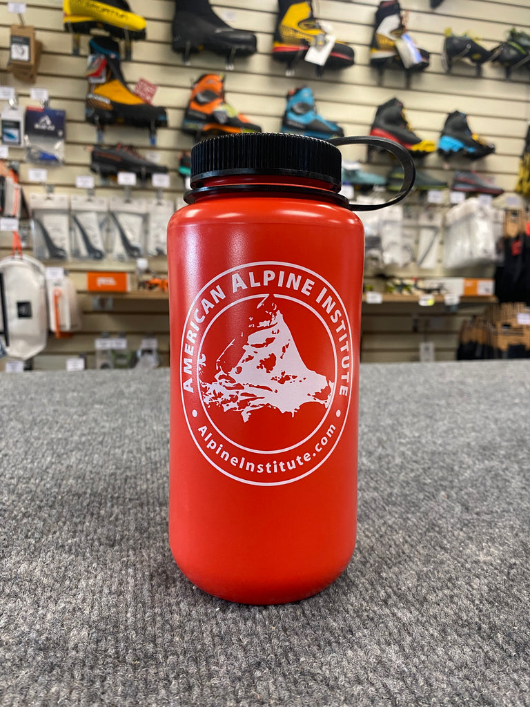 AAI 32oz Wide Mouth Water Bottle – The Equipment Shop at American Alpine  Institute